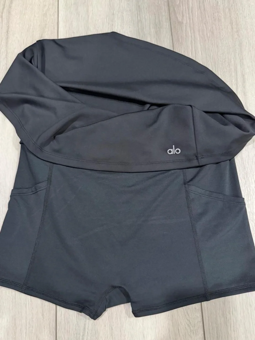 ALO Yoga Women’s Tennis Mini Skirt with Built-in Short in Black — Size S - Picture 6 of 7